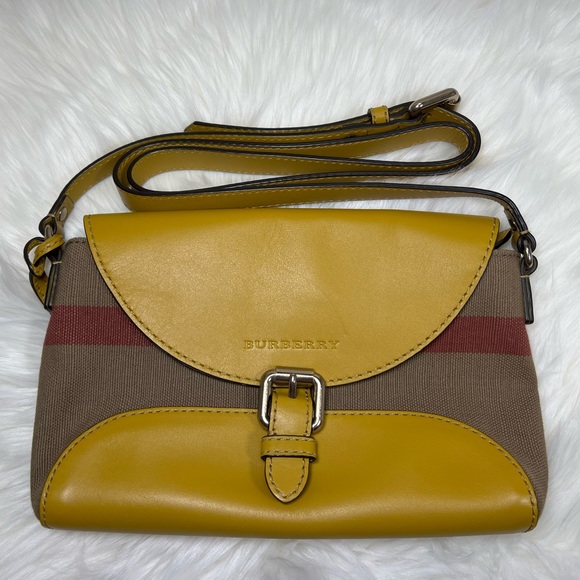SOLD!!! Authentic Burberry Crossbody Bag - Picture 2 of 15